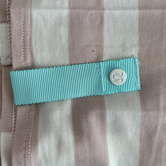 Lululemon wrap - Picture 2 of 3